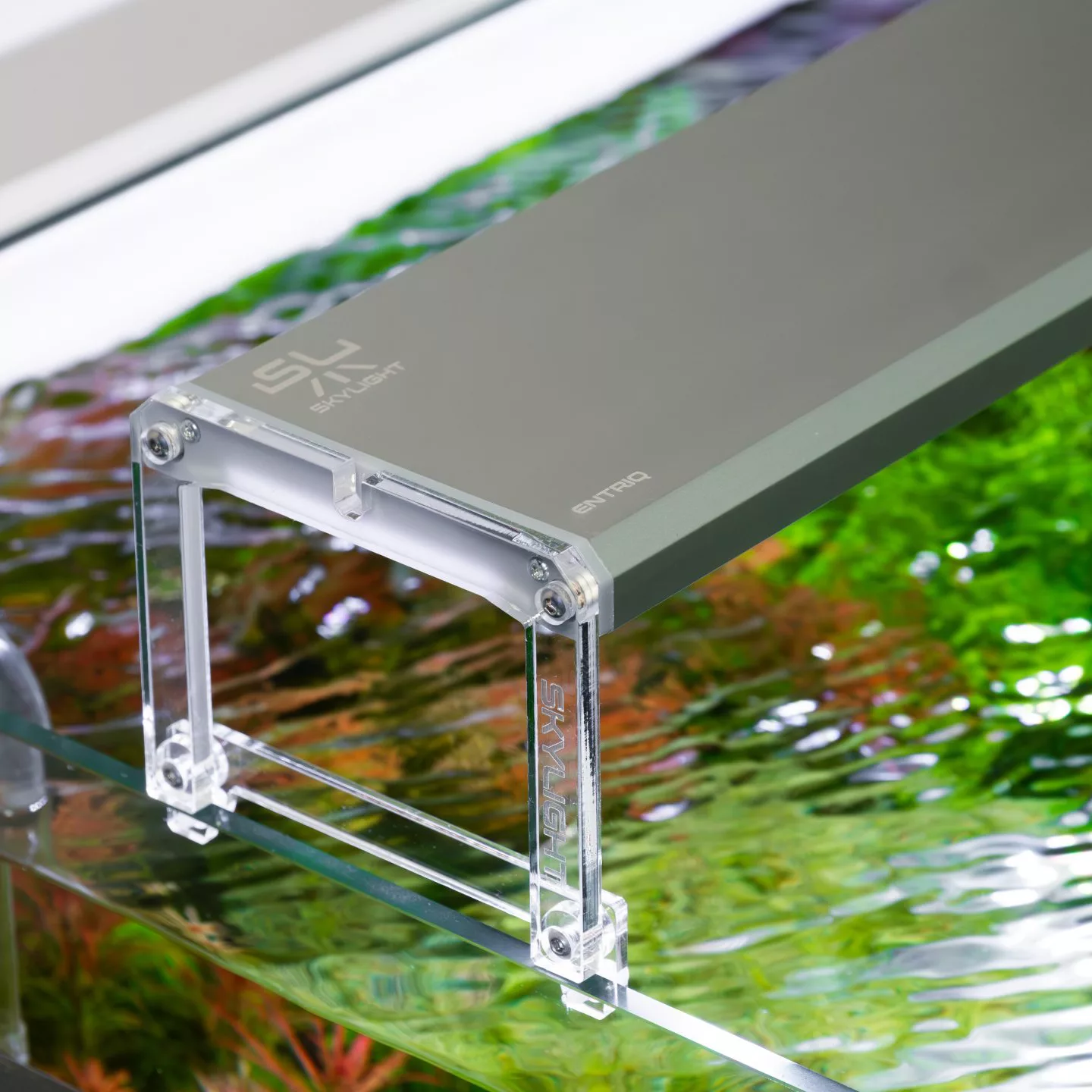 Lampa LED Skylight nad akwarium roślinnym